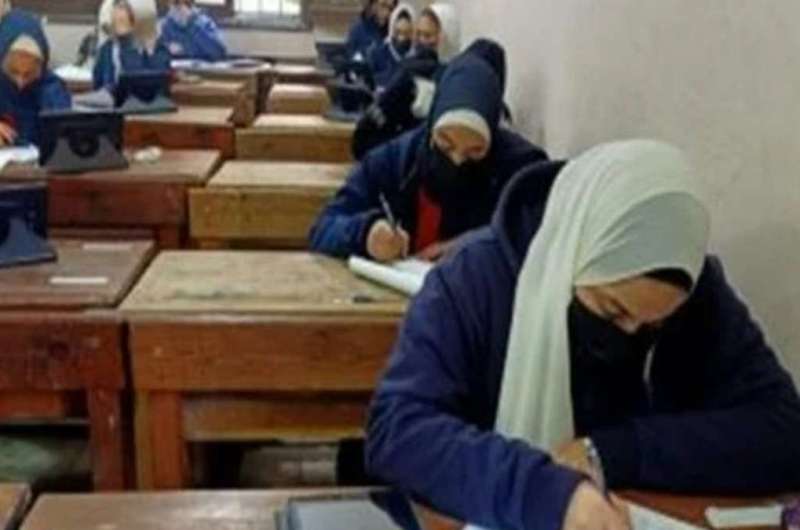 بسبب الثانوية العامة.. حقيقة إقدام إحدى الطالبات على الانتحار