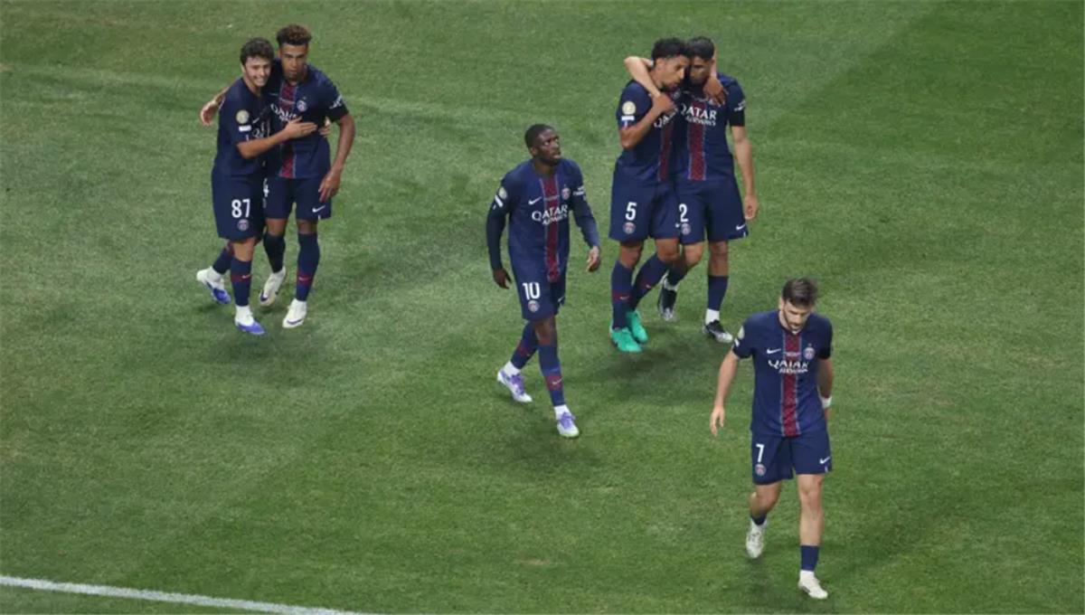 فيديو | بـ9 لاعبين.. باريس سان جيرمان يطيح بـ بايرن ميونخ ويتأهل لنصف نهائي كأس العالم للأندية