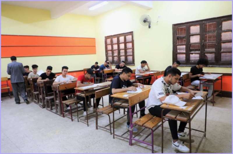 نظام الثانوية العامة مستمر و”البكالوريا” بديل اختياري