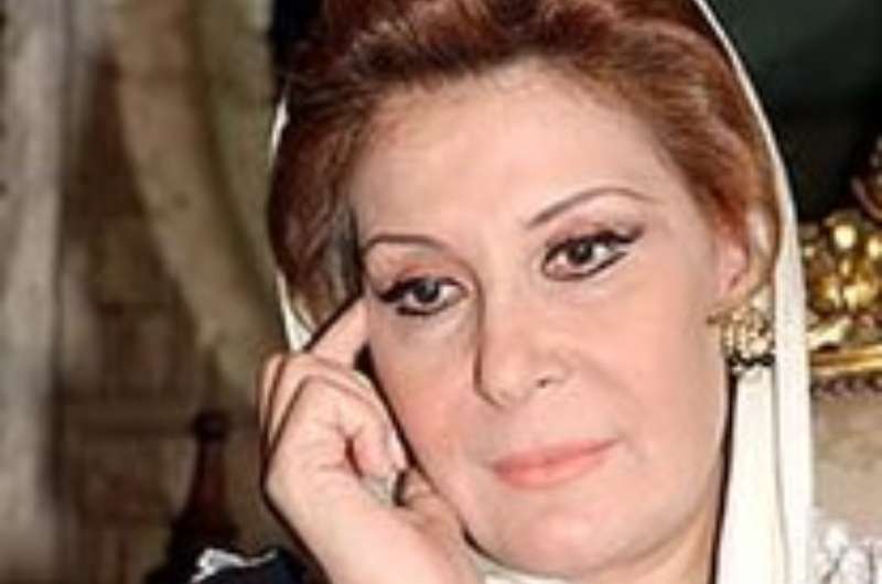 من هو الفنان المتسبب في انتشار شائعة وفاة زيزي مصطفى؟