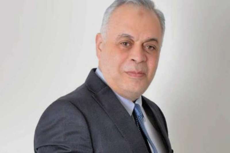 تعليق أشرف زكي على قرار منع مشاهير التيك توك من التمثيل