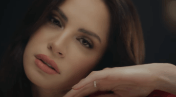 كلمات أغنية “عقدة حياته” لـ آمال ماهر