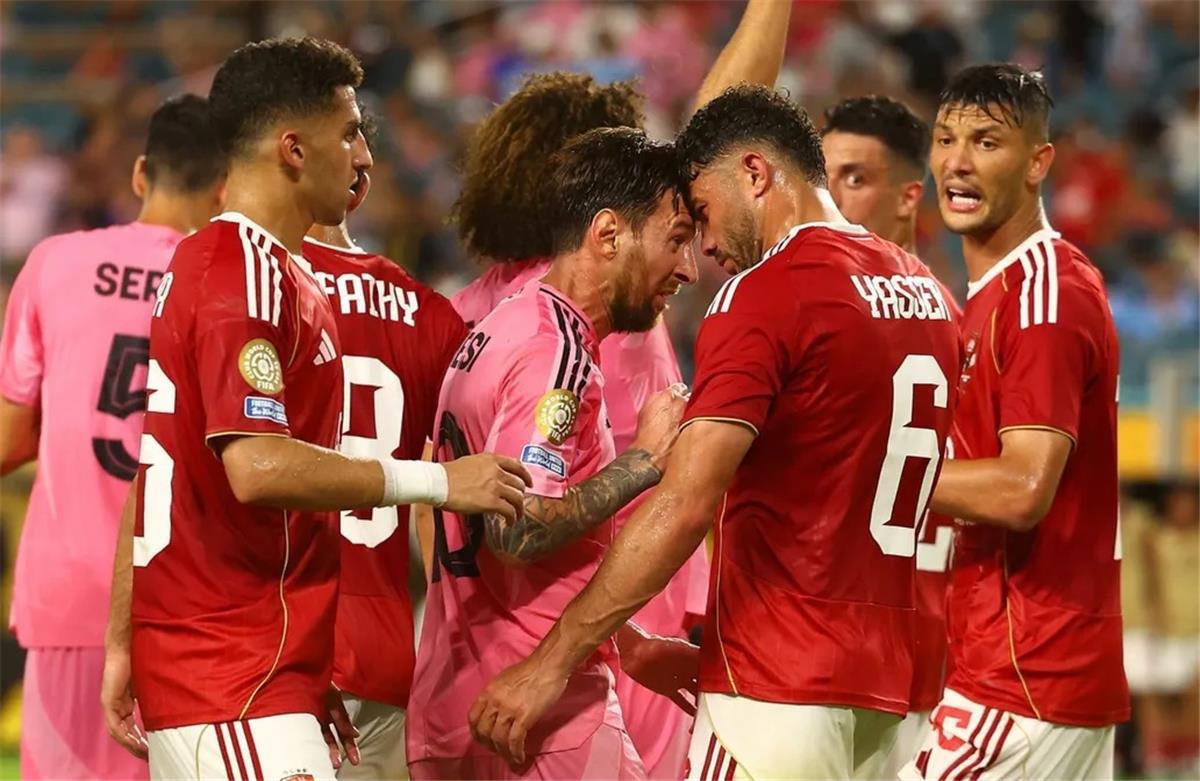 ياسر إبراهيم: لم أتردد في التجديد لـ الأهلي.. وهذه أسباب الخروج المبكر من كأس العالم للأندية