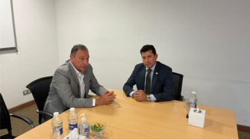 وزير الرياضة يروي كواليس تدخله لحل أزمة القمة بين الأهلي والزمالك
