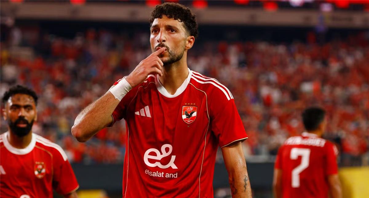 كولومبوس يحسم صفقة وسام أبو علي من الأهلي.. تفاصيل الاتفاق وبند خاص للاعب