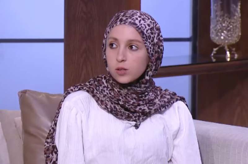 “تحديت الألم بالمذاكرة”.. طالبة ثانوية عامة تحكي معاناتها مع السرطان