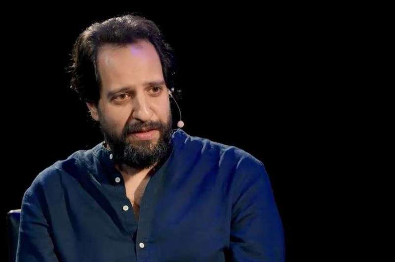 أحمد أمين يعلن وفاة خالته