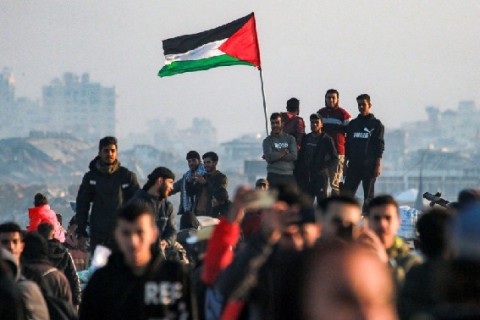 حماس تعلن تلقي مقترحات من الوسطاء للتوصل إلى اتفاق يضمن إنهاء الحرب وانسحاب إسرائيل من غزة وإغاثة الفلسطينيين