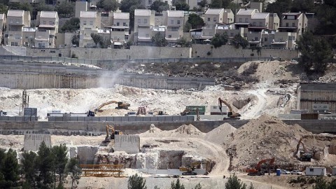 الضفة.. إسرائيليون ينشئون سادس بؤرة استيطانية قرب أريحا خلال شهر