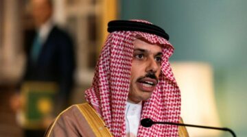 وزير خارجية السعودية يدعو لوقف فوري لإطلاق النار في غزة ويكشف عن تحركات لتحديد موعد إقامة الدولة الفلسطينية