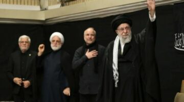 المرشد الأعلى الإيراني يظهر علنا لأول مرة منذ الحرب مع إسرائيل خلال مراسم دينية في العاصمة طهران. (فيديو/صور)