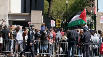 أمام البيت الأبيض.. مؤيدون لفلسطين يحتجون على زيارة نتنياهو