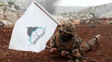 بعد رفع العقوبات عن سوريا.. الإدارة الأمريكية تُلغي بشكل رسمي تصنيف هيئة تحرير الشام من قائمة “المنظمات الإرهابية”