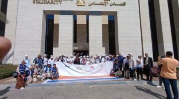 سيدة أعمال تتبرع بقيمة رحلات عمرة لأسر ضحايا حادث إقليمي المنوفية