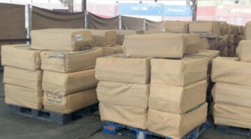 «الجمارك»: ضبط 581 ألف كيس من مادة «التنباك» المحظور استيرادها