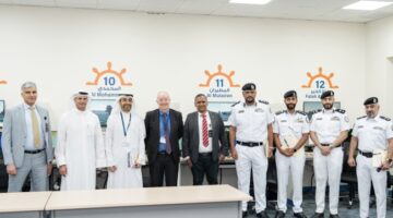 «الأسترالية» تبحث تدريباً ميدانياً لخريجيها مع «ناقلات النفط»