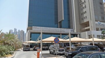 «المناقصات» يفاوض لتنفيذ حراج سيارات أمغرة