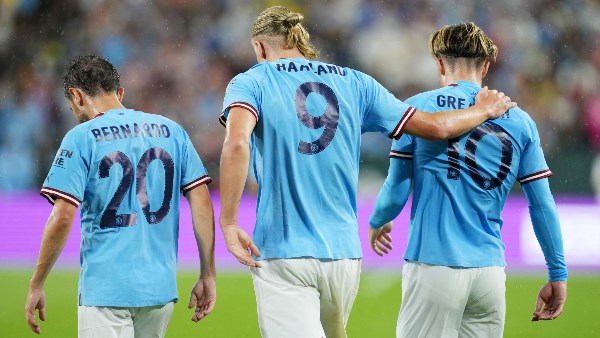 خيبة أمل وإحباط .. نجم السيتي يعلق على الهزيمة التاريخية أمام الهلال السعودي
