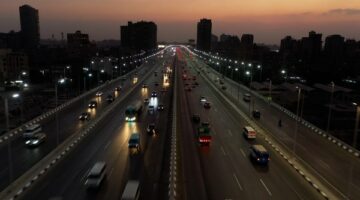 30 يونيو | النقل تنفذ وتطور 38 ألف كم من الطرق و945 كوبريًا ونفقًا منذ 2014
