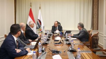 وزير قطاع الأعمال يلتقي وفد شركة “GS E&C” الكورية لبحث التعاون في 5 مجالات