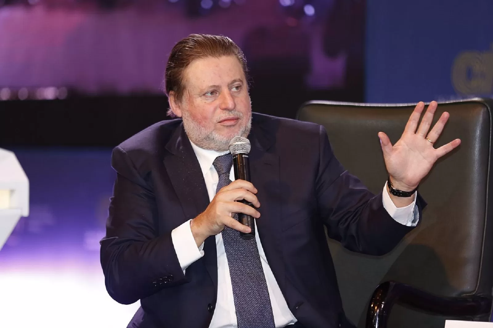 البنك المركزي: استمرار الضغوط على الاقتصاد العالمي نتيجة التوترات والحروب التجارية – newnews4