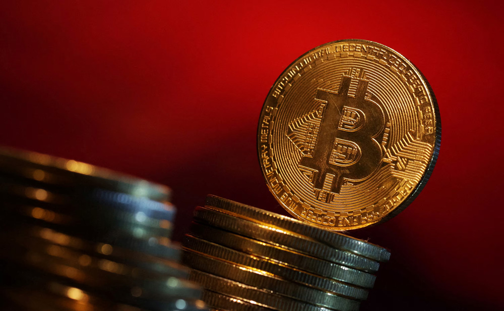 “بتكوين” تقفز لمستوى قياسي جديد بدفعة من طلب مؤسسات استثمارية